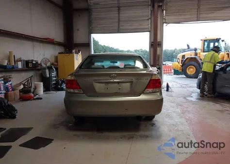 2006 Toyota Camry Le from USA, damaged, VIN 4T1BE30K36U664741